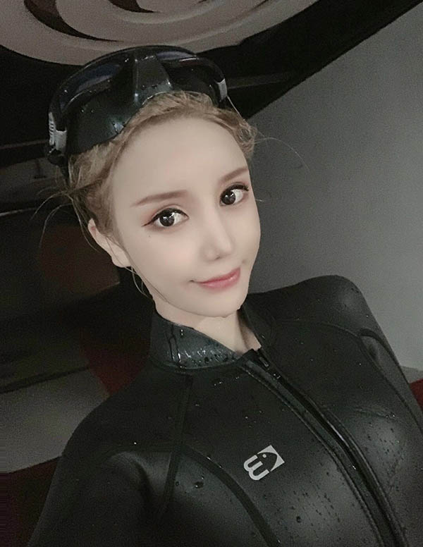 新加坡模特预约